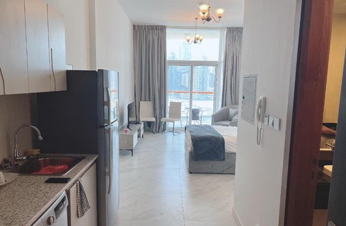 Bur Dubai Apartment | MILLENNIUM BINGHATTI
