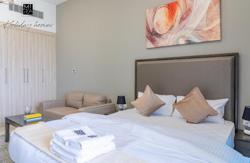 Business Bay Apartment | Mira Holiday Homes - Studio with Burj Khalifa View - Elite Business Bay