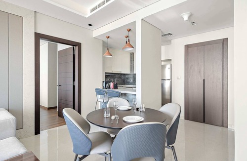 Business Bay Apartment | Modern 1BR with Stunning Views in Business Bay