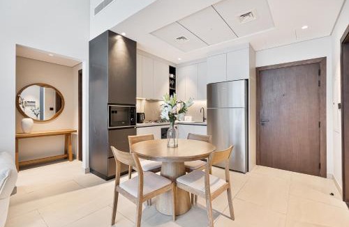 Al Barsha Apartment | Modern 2 BR Apartment near Dubai Butterfly Garden
