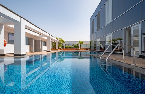 Trade Center Apartment | Modern 2BR in Sky Gardens DIFC by Deluxe Holiday Homes