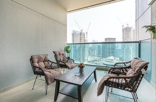 Business Bay Apartment | Modern 4BR w/Gym, Pool, Sauna & Skyline Views