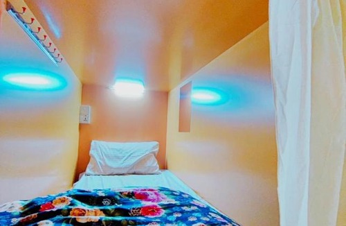 Al Mankhool Hostel | Modern Hostel Dubai
