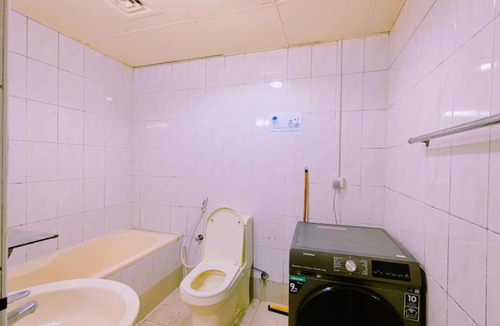 Al Mankhool Hostel | Modern Hostel Dubai