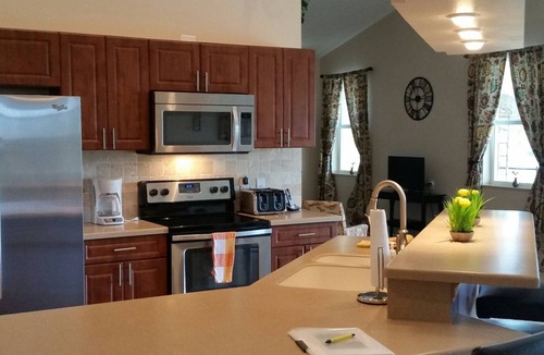 Lehigh Acres House | Modern Pool Home in a quiet Neighborhood