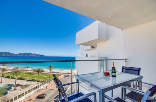 Sant Llorenc des Cardassar Apartment | MODERN SEA VIEW APARTMENT DIRECTLY ON THE BEACH