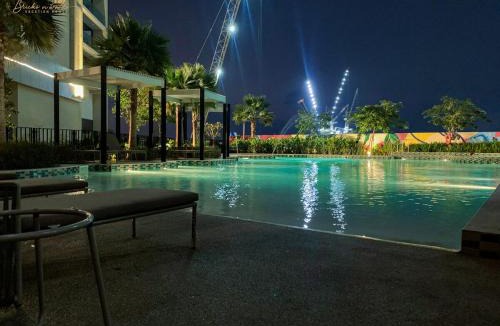 Sheikh Zayed Road House | Modern Sunset View 2Bhk 6pax