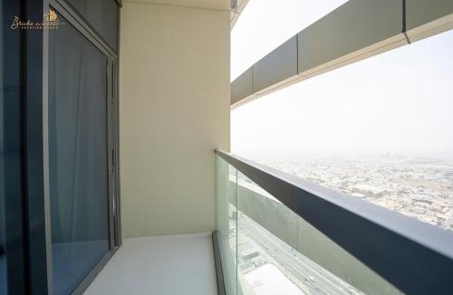 Sheikh Zayed Road House | Modern Sunset View 2Bhk 6pax