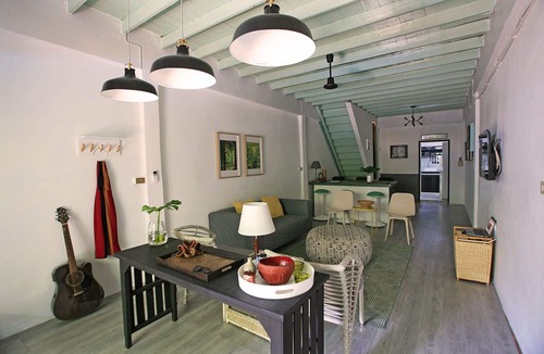 Phra Khanong Nuea House | Modern Thai Townhouse in Downtown Sukhumvit