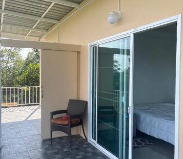Wichit House | Mong Do Lay Baan Sea View
