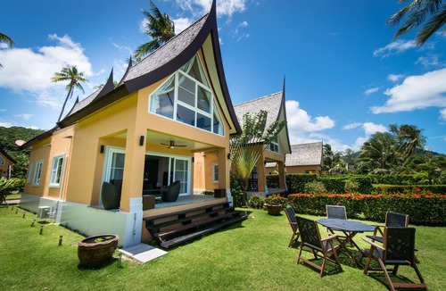 Klong Son Villa | Montana Villa Beachfront