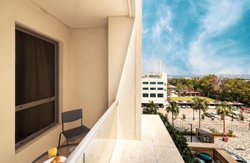 Jumeirah Beach Residence Hostel | Moonlight Hostel JBR - 2min Walk To JBR Beach - Gym - 2min Metro Station - Poll