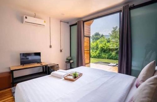 Doi Saket House | Mountain View ห้องพักริมน้ำ พร้อมสระว่ายน้ำ และพื้นที่ส่วนตัว