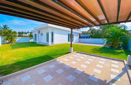 Huai Yai Villa | Mountain Village