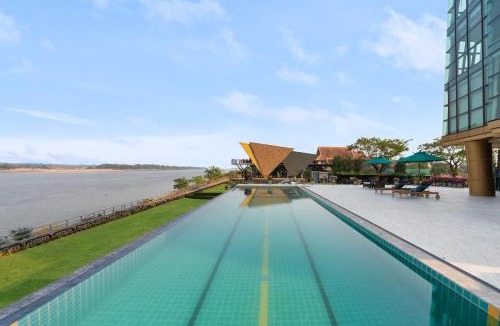 Nakhon Phanom Hotel | Naka-Raj Escape Hotel