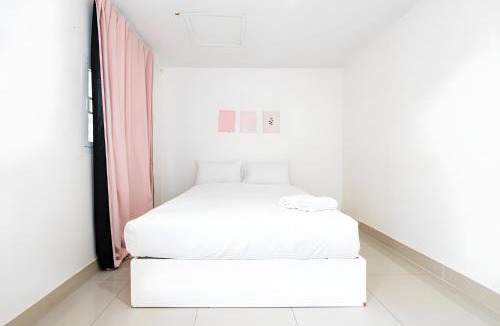 Nana Apartment | Nap BTS Soi 3