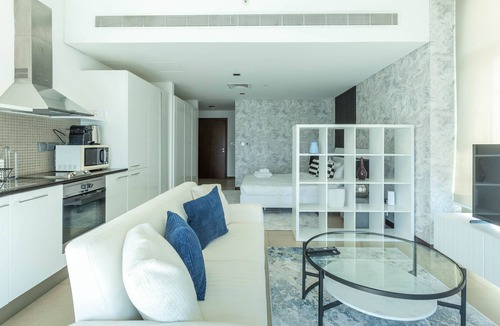DIFC Apartment | Nasma Holiday Homes - Liberty House