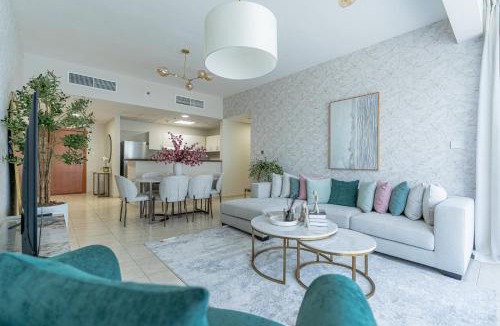 Dubai Apartment | Nasma Luxury Stays - Sky-High Serenity in Stylish 2BR Retreat