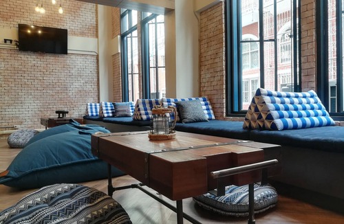 Thanon Phaya Thai Hostel | Natee Hostel