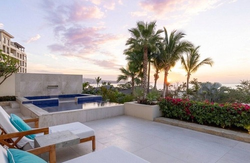 El Medano Ejidal Villa | New, Oceanfront Escape, Private Pool, Jacuzzi. Can rent as 6 bedrooms