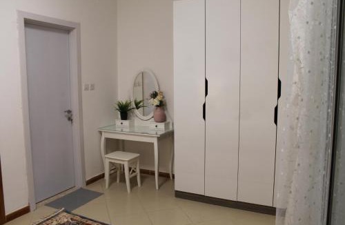 Dubai Marina Apartment | Newly furnished cozy 1 bedroom apartment close to JBR beach and metro