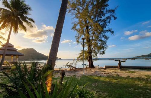 Chaloklum House | Nirvana By the Sea