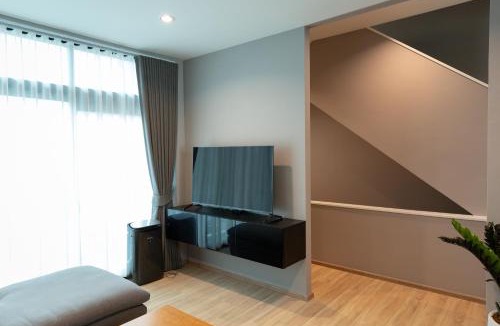 Lat Phrao House | Nirvana Define Luxury Townhome Ekkamai Ramintra