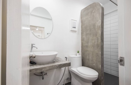 Bangkok Central Business District House | No5★TH39★Private Terrace Room, 7mins to EmQuartier