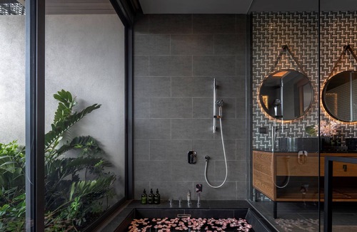 Chalong Hotel | Noku Phuket