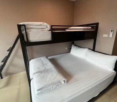 Arun Amarin Hotel | NORN Canalside Bangkok Hotel โรงแรมนอนริมคลอง