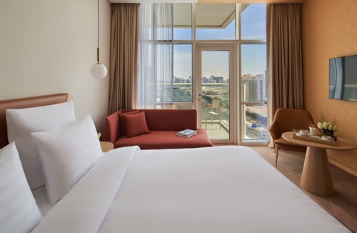 Jumeirah Village Triangle Hotel | Novotel Jumeirah Village Triangle
