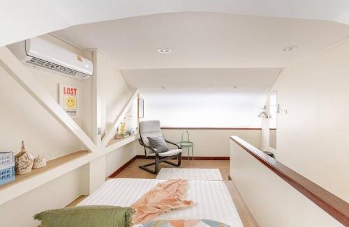 Chakkrawat House | Nueng Rana 232 Corner view 1BR Duplex 3beds/2B