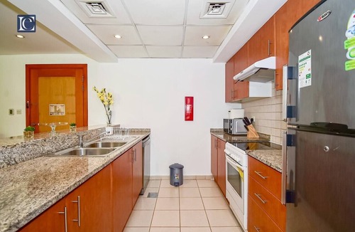 The Greens Apartment | OAS - spacious 1 bed with Balcony