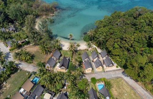 Klong Son Villa | Ocean Half Moon Villa - by KohChangVillas