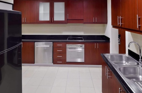 Trade Center House | One Bedroom Apartment Near World Trade Centre Ab