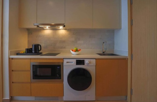 Jumeirah Village Triangle Apartment | One Bedroom Apartment Near the Community JVT