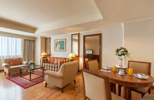 Bangkok Central Business District Apartment | One Bedroom Grand Suite Apartment in the city center (G21)