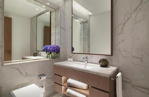 Jadaf Apartment | One Bedroom Suite Near Spring Green Supermarket By Luxury Bookings