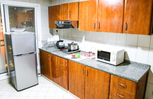 Al Sharq Hotel | One bedroom with 2 Beds In Sharjah