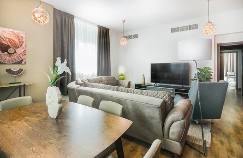 Dubai Apartment | OSKENA Vacation Homes - Marina Pinnacle Tiger