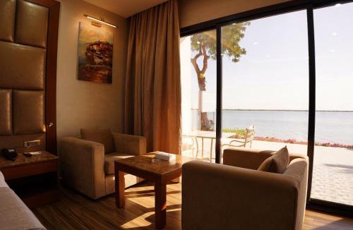 Umm al Quwain Hotel | Palma Beach Resort & Spa