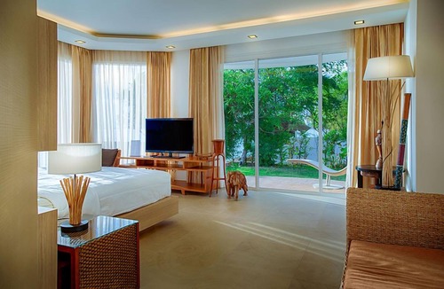 Bang Lamung Apartment | Paradise Ocean View Beach Front Condomimium In Pattaya