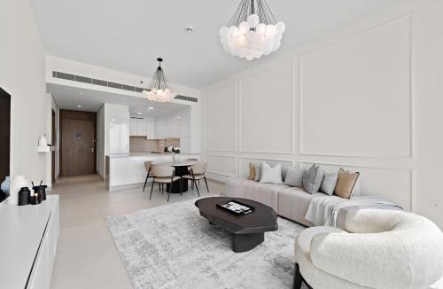 Al Safa Apartment | Parkside 2BR plus Maid Canal Front