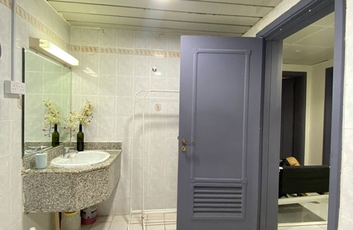 Al Rigga Apartment | Partition rooms in Dubai Prime Location - Affordable - Clean