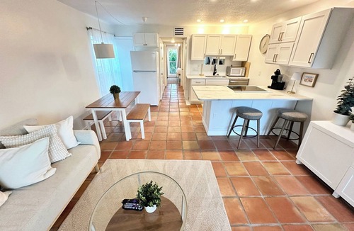 Pass-a-Grille Condo | Pass-A-Grille Beach St Pete Beach Condo 1/1 #1