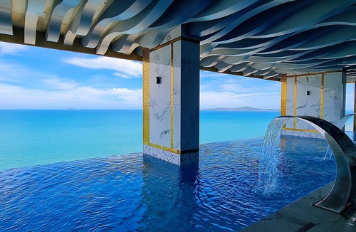 Na Kluea Condo | Pattaya Seaview Beachfront Skypool Copacabana Jomtien Condo