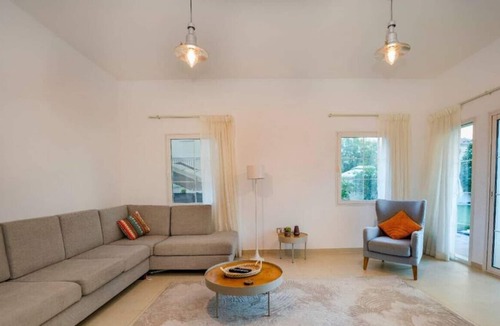Jumeirah Village Triangle Villa | Peaceful Three Bed + Maids Villa in Tranquil JVT