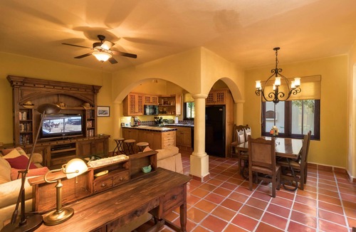 Nopolo House | Perfect Home steps from Community pool, beach and Wine Bar in Founders