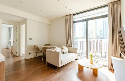 Asoke Apartment | Pet Friendly Modern Nest Asoke