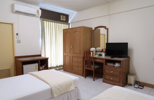 Samsen Nok Hotel | Phawana Sweet Hotel